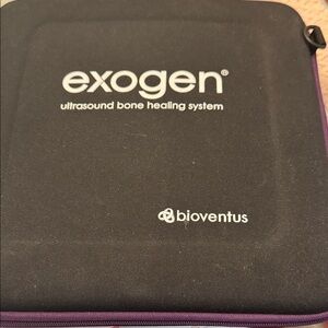 Exogen Ultrasound Bone Healing System - Black